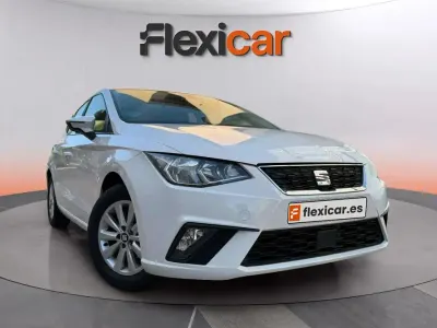 Usado Seat Ibiza Style 80 CV (58 kW) 2018 Blanco Utilitario