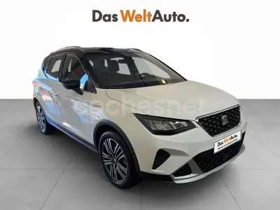 Usado Seat Arona Xperience 115 CV (84 kW) 2025 Blanco SUV