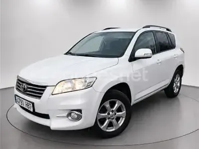 Usado Toyota RAV4 Advance 150 CV (110 kW) 2011 Blanco SUV