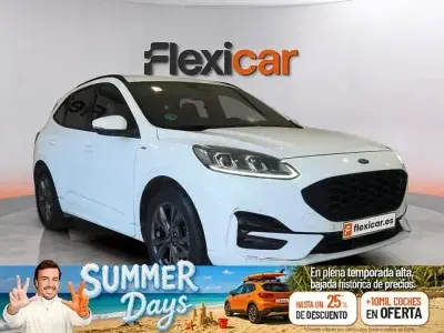 Usado Ford Kuga ST-Line 150 CV (110 kW) 2022 Blanco SUV