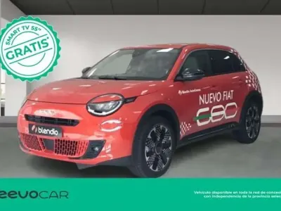 Usado Fiat 600 La Prima 114 kW (156 CV) 2025 Naranja SUV