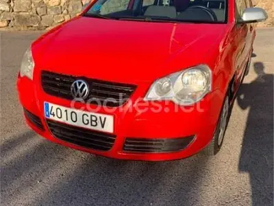 Usado VW Polo Edition 80 CV (58 kW) 2008 Rojo Utilitario