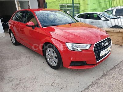 Usado Audi A3 116 CV (85 kW) 2018 Rojo Berlina