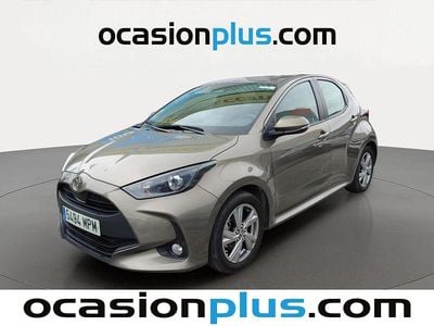 Usado Toyota Yaris Hybrid Active 116 CV (85 kW) 2024 Marrón Utilitario