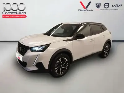 Usado Peugeot 2008 Allure 131 CV (96 kW) 2023 Blanco SUV