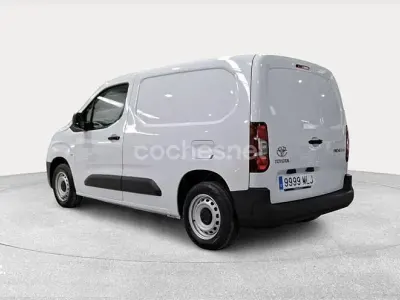 Usado Toyota Proace City City 102 CV (75 kW) 2020 Blanco Monovolumen
