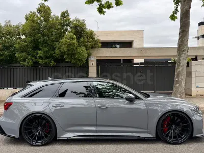 Usado Audi RS6 Ambiente 600 CV (441 kW) 2020 Gris / plata Familiar