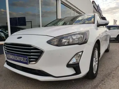 Usado Ford Focus 120 CV (88 kW) 2019 Blanco Utilitario