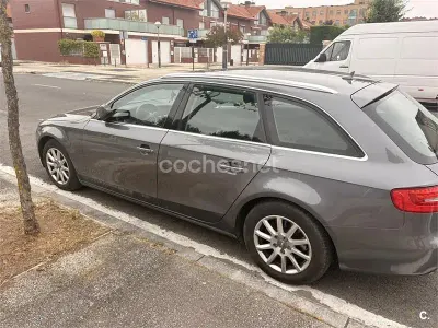 Usado Audi A4 150 CV (110 kW) 2014 Gris / plata Familiar