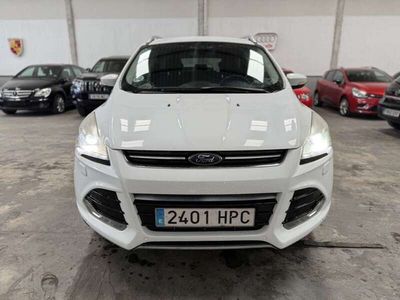 Używany Ford Kuga Trend 140 KM (102 kW) 2013 Biały SUV