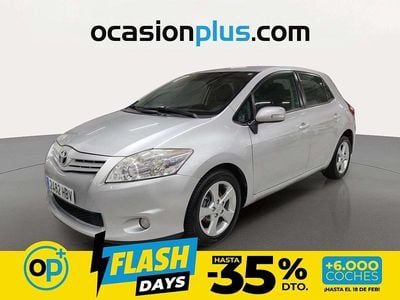 Usado Toyota Auris Active 90 CV (66 kW) 2011 Gris plata Utilitario