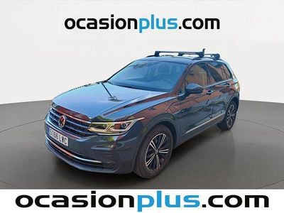 Begagnad VW Tiguan Life 131 HK (96 kW) 2022 Grå SUV