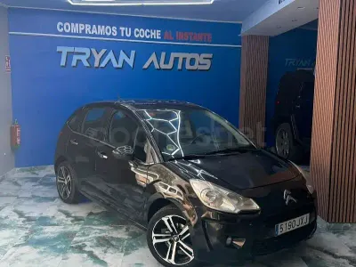 Usado Citroën C3 68 CV (50 kW) 2012 Negro Berlina