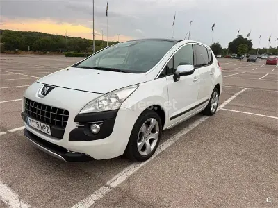 Usado Peugeot 3008 Sport 110 CV (80 kW) 2011 Blanco Familiar