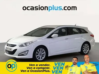 Usado Hyundai i40 GLS 136 CV (100 kW) 2012 Blanco Familiar