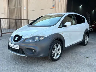 Usado Seat Altea 170 CV (125 kW) 2009 Blanco Monovolumen