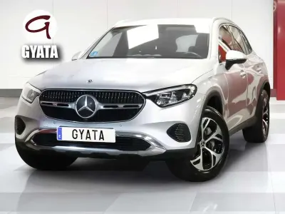 Usado Mercedes GLC300e 314 CV (230 kW) 2024 Plateado SUV
