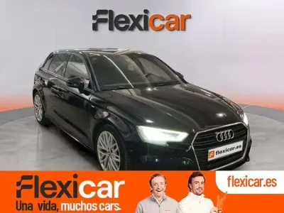 Usado Audi A3 S-Line 116 HP (85 kW) 2019 Preto Sedan