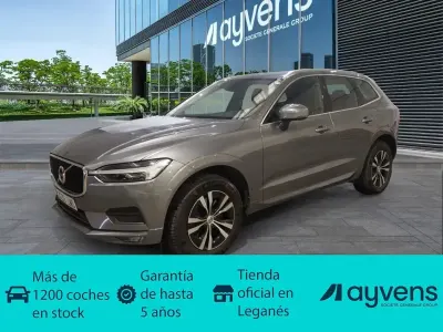 Usado Volvo XC60 Momentum 190 CV (139 kW) 2021 Gris / plata SUV