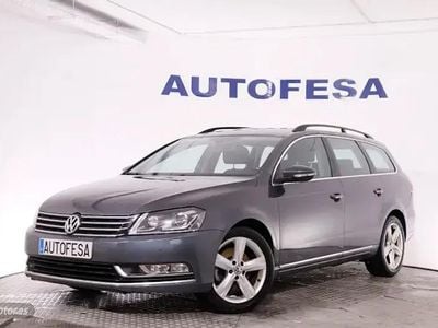 Usado VW Passat Highline 140 CV (102 kW) 2014 Gris Familiar
