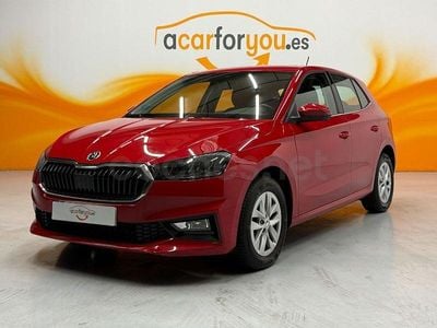 Usado Skoda Fabia Ambition 95 CV (69 kW) 2021 Rojo Berlina