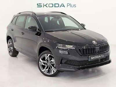 Negro Nuevo 2025 Skoda Karoq SportLine SUV | 34.950 € (Caro)