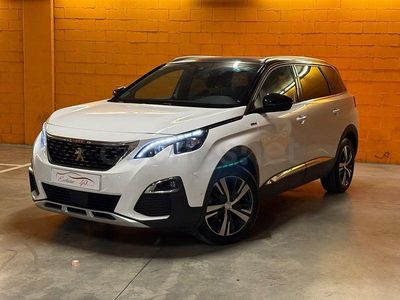 Usado Peugeot 5008 Style 120 CV (88 kW) 2017 Blanco Monovolumen