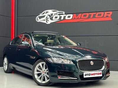 Usado Jaguar XF Luxury 240 CV (176 kW) 2014 Verde Berlina