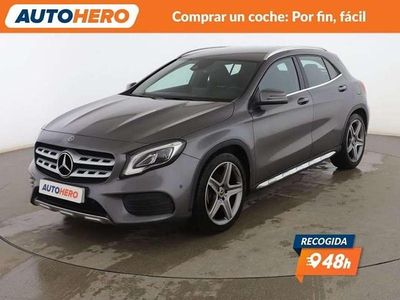 Usado Mercedes GLA200 AMG line 136 CV (100 kW) 2018 Gris SUV