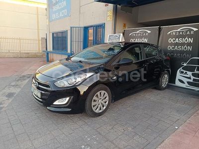 Negro Usado 2016 Hyundai i30 Berlina | 8990 € (Precio justo)