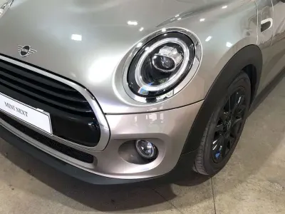 Usado Mini Cooper 136 CV (100 kW) 2020 Plateado Utilitario