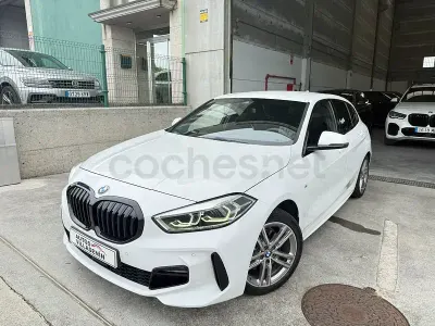 Usado BMW 118 Comfort Edition 150 CV (110 kW) 2021 Blanco Utilitario