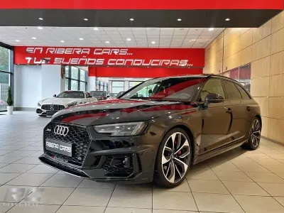 Usado Audi RS4 Ambiente 450 CV (330 kW) 2018 Negro Familiar