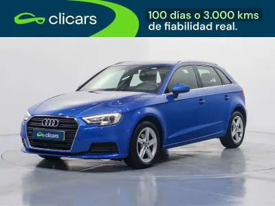 Usado Audi A3 Sportback 116 CV (85 kW) 2019 Azul Utilitario