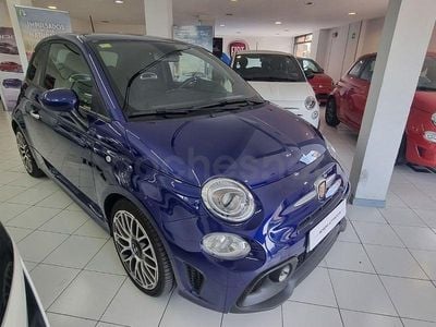 Usado Abarth 595 145 CV (106 kW) 2019 Violeta / lila Berlina