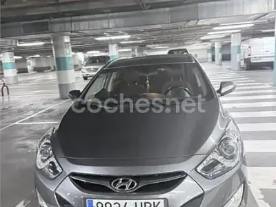 Usado Hyundai i40 115 CV (84 kW) 2013 Gris / plata Familiar