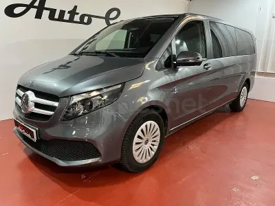 Usado Mercedes V250 190 CV (139 kW) 2023 Gris / plata Monovolumen
