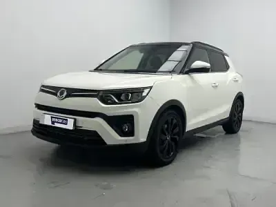 Usado KGM Tivoli 163 CV (119 kW) 2021 Blanco/techo negro SUV