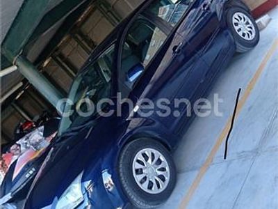 Używany Ford Focus Trend 109 KM (80 kW) 2006 Niebieski Sedan/Limuzyna