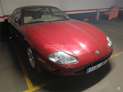 Jaguar XK8
