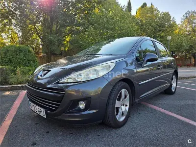 Usado Peugeot 207 Sport 120 CV (88 kW) 2009 Gris / plata Berlina