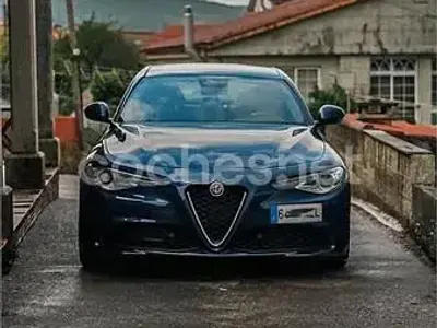 Usado Alfa Romeo Giulia Super 160 CV (117 kW) 2018 Azul Berlina