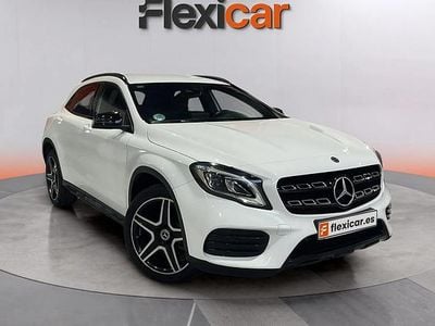 Usado Mercedes GLA220 177 CV (130 kW) 2019 Blanco SUV