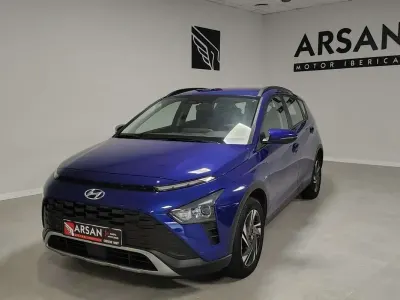Usado Hyundai Bayon 99 CV (72 kW) 2022 Azul SUV