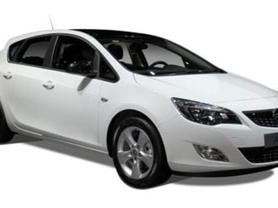 Usado Opel Astra Cosmo 140 CV (102 kW) 2010 Negro Utilitario