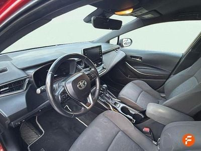 Begagnad Toyota Corolla Active 122 HK (89 kW) 2021 Röd