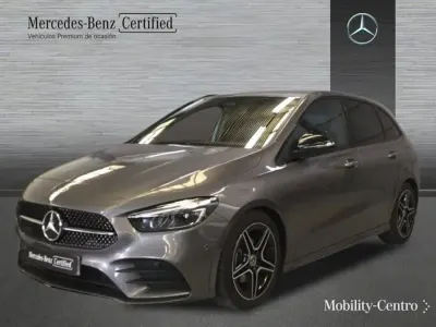 Usado Mercedes B200 150 CV (110 kW) 2024 Gris montaña Utilitario