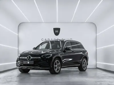 Käytetty Mercedes GLC300 AMG line 245 HP (180 kW) 2019 Musta Katumaasturi