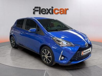 Usado Toyota Yaris Edition 111 CV (81 kW) 2019 Azul Berlina