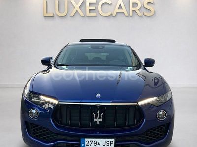 Azul Usado 2017 Maserati Levante SUV | 38.500 € (Un poco caro)
